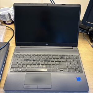 L83 HP 250 G6 15″ intel i5-1135G7 250Gb SSD 8Gb RAM